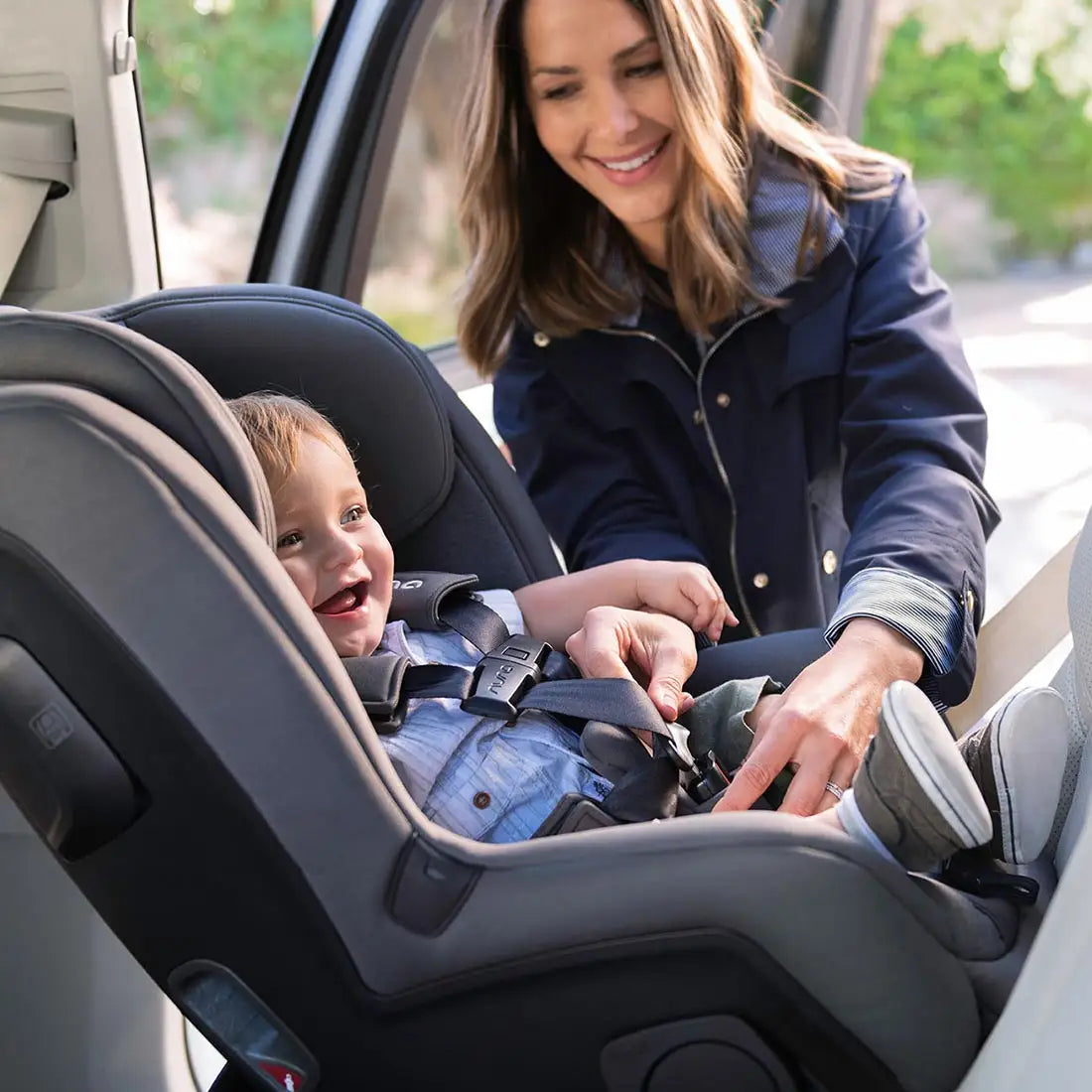 Nuna RAVA Convertible Car Seat