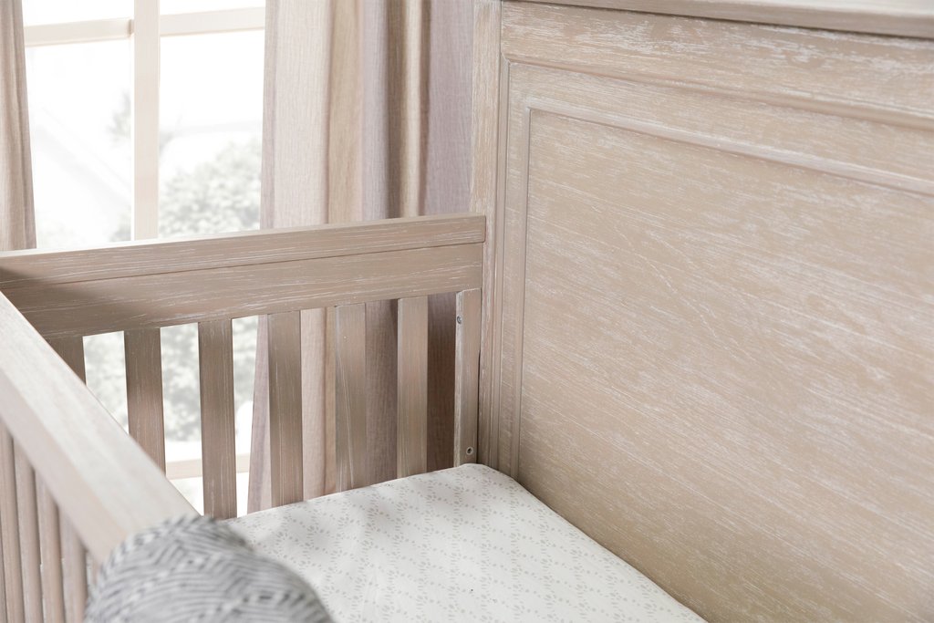 Beckett Collection 2PC Crib and Dresser Set